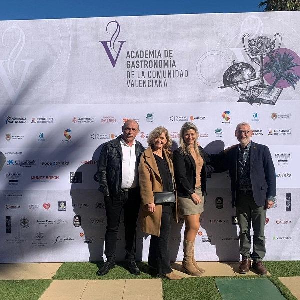El Gremio de Horchateros de Alboraya recibe el Premio a la Innovación Turística por el impulso a la creación de 'Alboraya – Artesanos de la Horchata